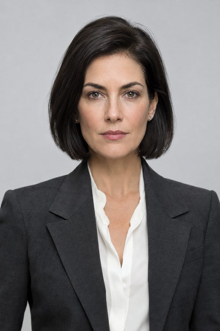 Claire Voss, HR manager